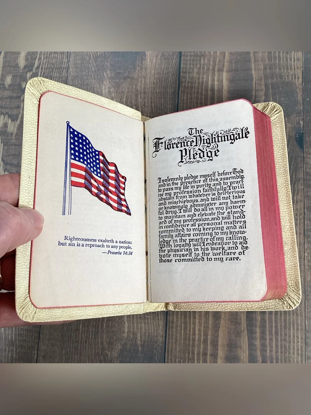 1958 New Testament Psalms Proverbs Nurse Edition Florence Nightingale Pledge